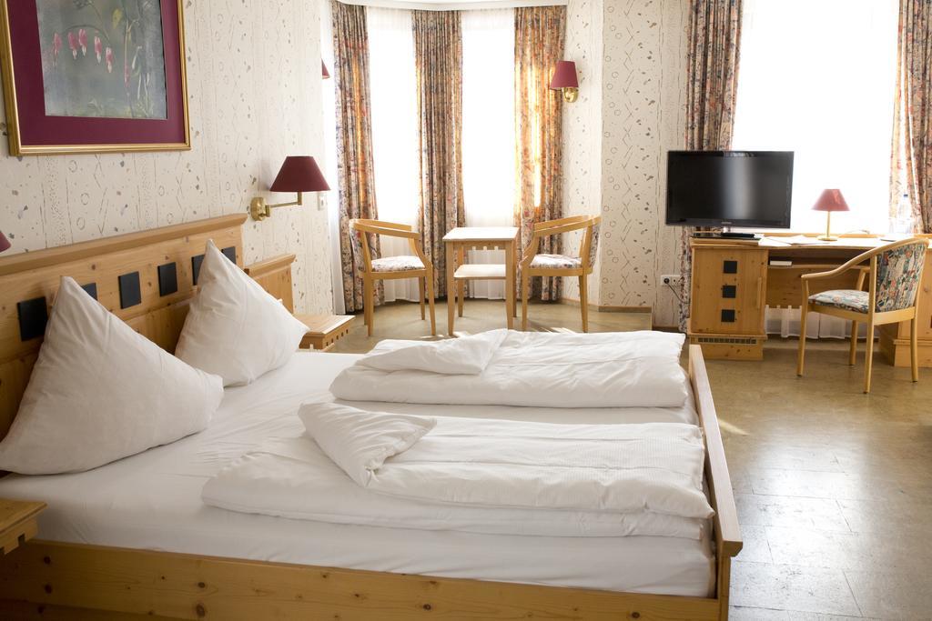 Hotel Hirsch Rothenberg Eksteriør bilde